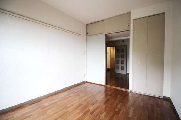 フルール三神 三番館の物件内観写真